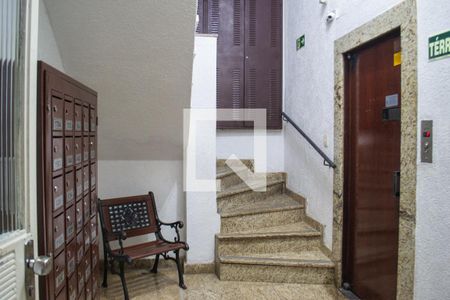 Apartamento à venda com 77m², 2 quartos e sem vagaÁrea comum