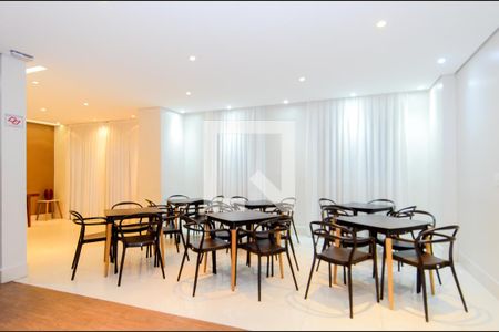 Apartamento à venda com 82m², 2 quartos e 2 vagasÁrea comum - Salão de festas