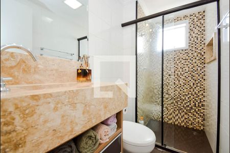 Apartamento à venda com 82m², 2 quartos e 2 vagasBanheiro da Suíte