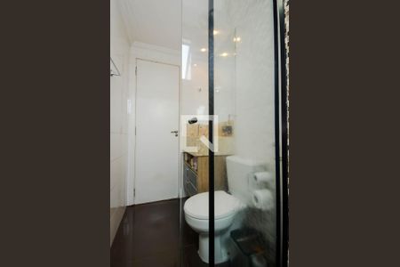 Apartamento à venda com 82m², 2 quartos e 2 vagasBanheiro da Suíte