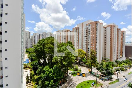 Apartamento à venda com 82m², 2 quartos e 2 vagasVaranda do Quarto 1 - Vista