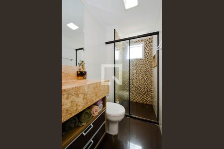 Apartamento à venda com 82m², 2 quartos e 2 vagasBanheiro da Suíte