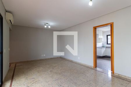 Sala de apartamento para alugar com 4 quartos, 120m² em Vila Regente Feijó, São Paulo