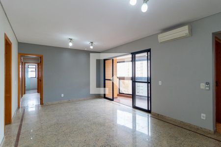 Apartamento para alugar com 120m², 4 quartos e 3 vagasSala