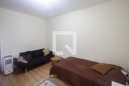 Casa à venda com 338m², 4 quartos e 4 vagas Casa à venda com 338m², 4 quartos e 4 vagasQuarto 1