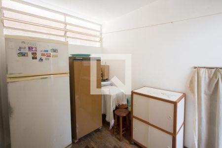 Casa à venda com 338m², 4 quartos e 4 vagas Casa à venda com 338m², 4 quartos e 4 vagasQuarto de Serviço