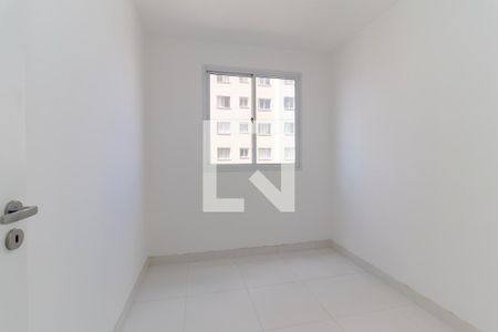 Quarto 2 de apartamento para alugar com 2 quartos, 41m² em Itaquera, São Paulo