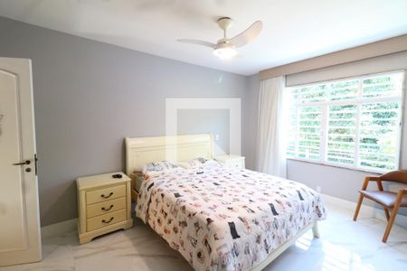 Casa à venda com 800m², 5 quartos e 4 vagasSuíte 2