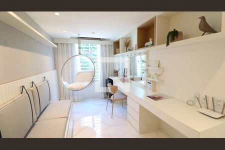 Casa à venda com 800m², 5 quartos e 4 vagasSuíte 4