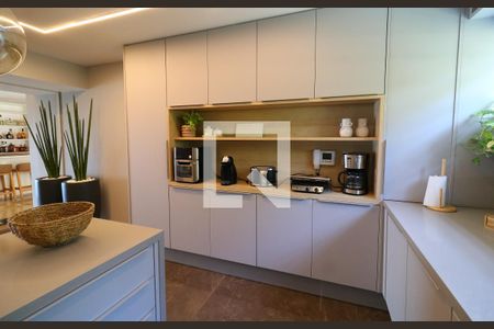 Casa à venda com 800m², 5 quartos e 4 vagasCozinha