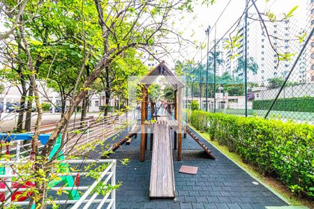 Apartamento para alugar com 60m², 3 quartos e 1 vaga Apartamento para alugar com 60m², 3 quartos e 1 vagaÁrea comum - Playground