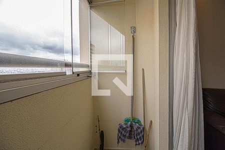 sacada de apartamento para alugar com 2 quartos, 56m² em Vila Vermelha, São Paulo