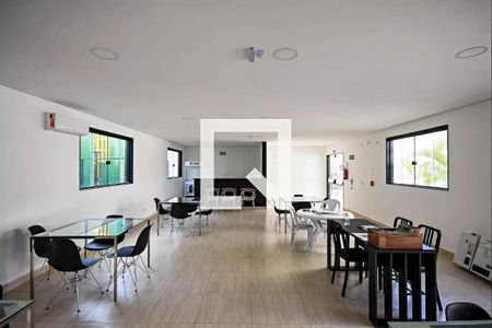 Apartamento à venda com 45m², 2 quartos e 1 vaga Apartamento à venda com 45m², 2 quartos e 1 vagaÁrea comum - Salão de festas