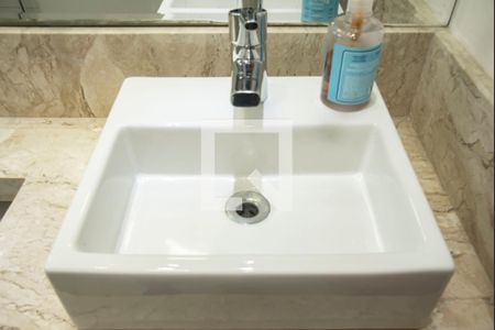 Apartamento à venda com 59m², 2 quartos e 2 vagasBanheiro 