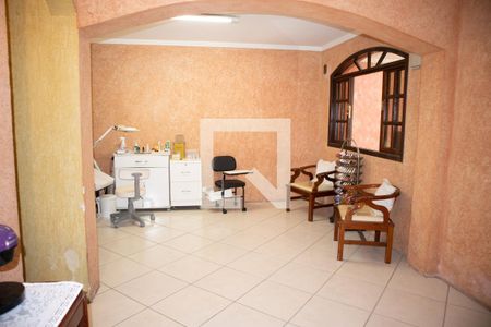 Sala 1 de casa à venda com 3 quartos, 216m² em Guapira, São Paulo