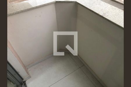 Apartamento para alugar com 63m², 2 quartos e 1 vagaVaranda