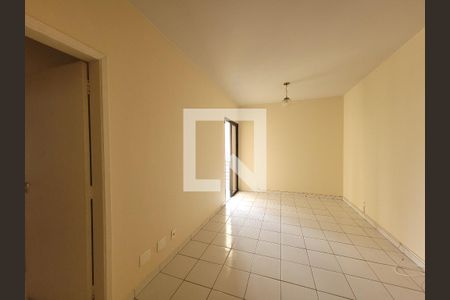 Sala de apartamento para alugar com 1 quarto, 55m² em Cambuí, Campinas