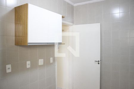 Cozinha de apartamento para alugar com 1 quarto, 55m² em Cambuí, Campinas