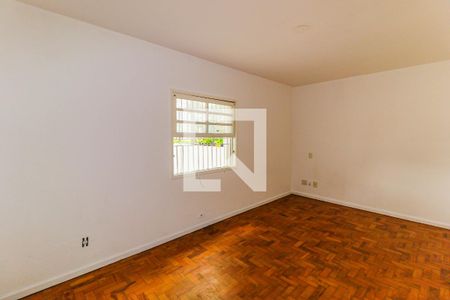 Casa à venda com 240m², 3 quartos e 2 vagasQuarto 1