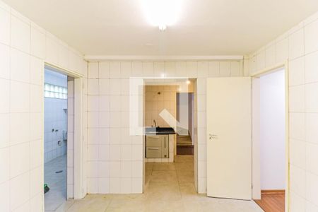 Casa à venda com 240m², 3 quartos e 2 vagasCozinha