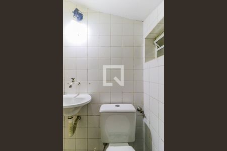 Casa à venda com 240m², 3 quartos e 2 vagasLavabo