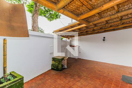 Casa à venda com 240m², 3 quartos e 2 vagasGaragem