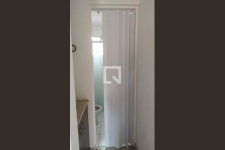 Apartamento à venda com 47m², 2 quartos e 1 vaga Apartamento à venda com 47m², 2 quartos e 1 vagaBanheiro