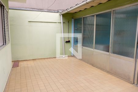 Casa para alugar com 347m², 3 quartos e 4 vagasQuintal