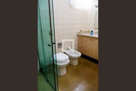 Casa para alugar com 347m², 3 quartos e 4 vagasBanheiro