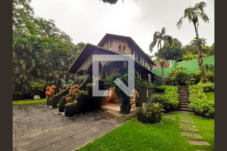 Casa de condomínio à venda com 419m², 3 quartos e 2 vagasFachada
