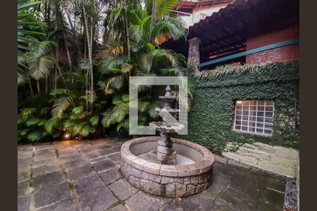 Casa de condomínio à venda com 419m², 3 quartos e 2 vagasChafariz