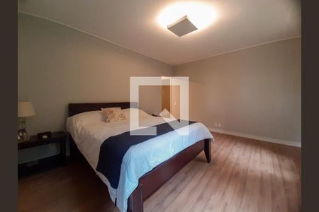 Casa de condomínio à venda com 419m², 3 quartos e 2 vagasQuarto 1 suíte