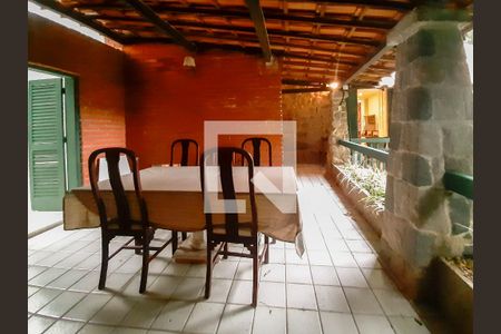 Casa de condomínio à venda com 419m², 3 quartos e 2 vagasVaranda