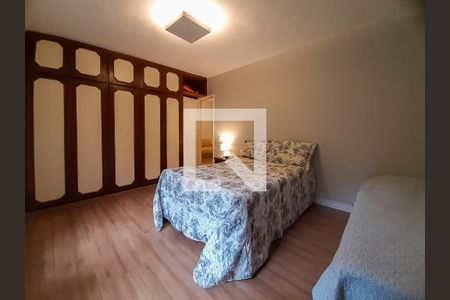 Casa de condomínio à venda com 419m², 3 quartos e 2 vagasQuarto 2