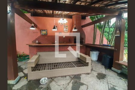 Casa de condomínio à venda com 419m², 3 quartos e 2 vagasChurrasqueira