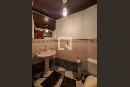 Casa de condomínio à venda com 419m², 3 quartos e 2 vagasBanheiro da boate