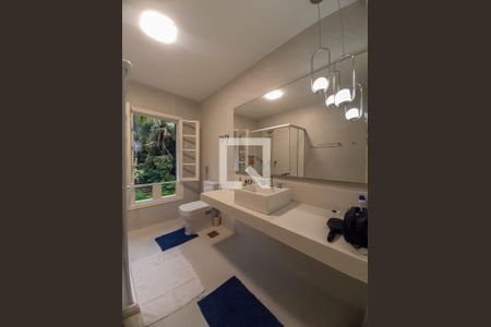 Casa de condomínio à venda com 419m², 3 quartos e 2 vagasBanheiro