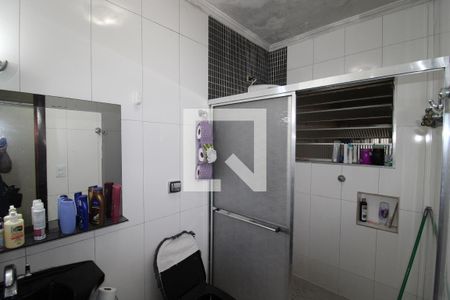 Casa à venda com 410m², 3 quartos e 4 vagasQuarto 1 - Banheiro