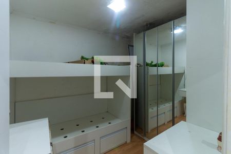 Quarto 2 de casa à venda com 3 quartos, 272m² em Vila Monumento, São Paulo