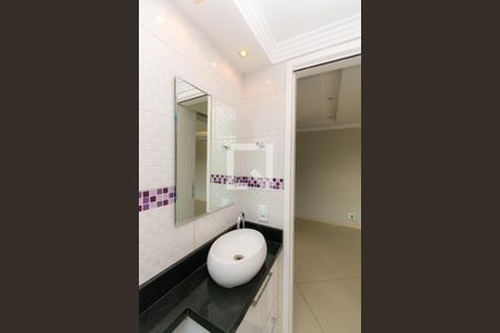 Banheiro de apartamento à venda com 2 quartos, 50m² em Sapopemba, São Paulo