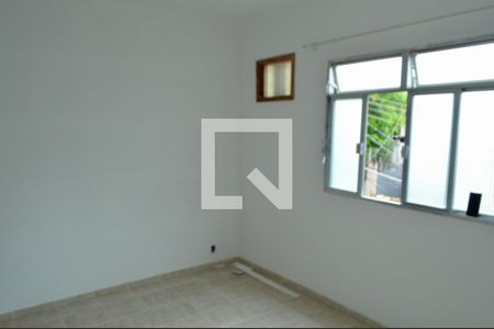 Quarto 2 de casa de condomínio para alugar com 2 quartos, 70m² em Tanque, Rio de Janeiro