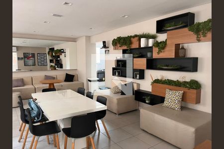 Apartamento à venda com 30m², 1 quarto e sem vaga Apartamento à venda com 30m², 1 quarto e sem vagaÁrea comum - Salão de festas