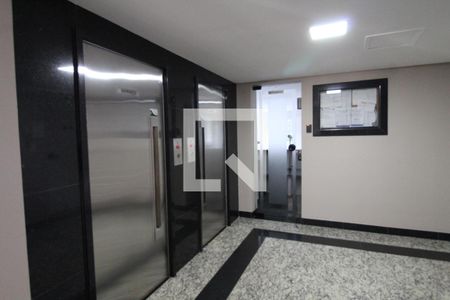 Apartamento à venda com 60m², 2 quartos e 1 vagaHall