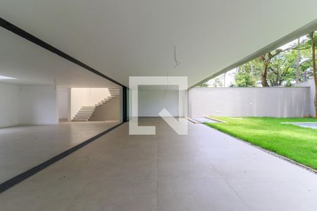 Casa de condomínio à venda com 935m², 4 quartos e 6 vagasAlpendre