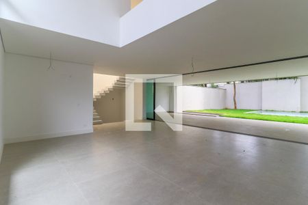 Sala de casa de condomínio à venda com 4 quartos, 935m² em Granja Julieta, São Paulo