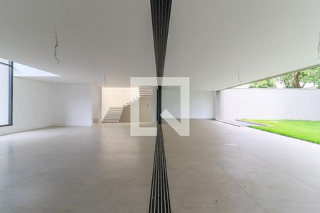 Sala de casa de condomínio à venda com 4 quartos, 935m² em Granja Julieta, São Paulo