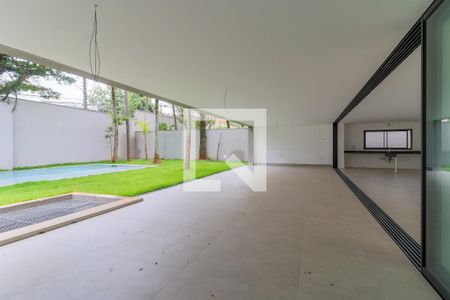 Casa de condomínio à venda com 935m², 4 quartos e 6 vagasAlpendre