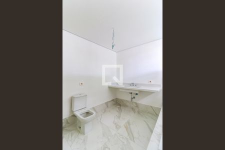 Casa de condomínio à venda com 935m², 4 quartos e 6 vagasBanheiro 1 da Suíte 1