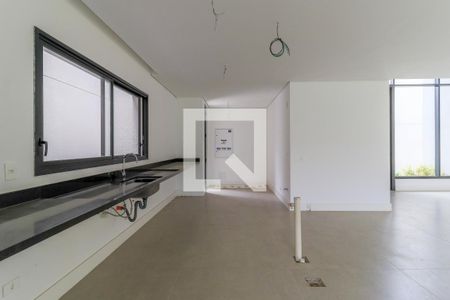 Casa de condomínio à venda com 935m², 4 quartos e 6 vagasCozinha