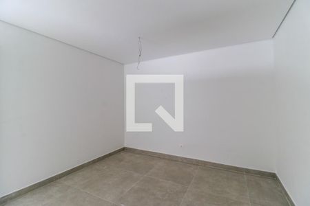 Casa de condomínio à venda com 935m², 4 quartos e 6 vagasQuarto de Serviço